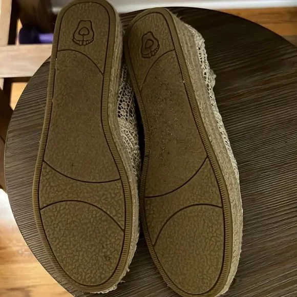 BOBS Shoes‼️ - Picture 4 of 5